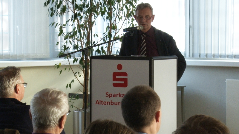 RAG-Vorsitzender Herr Wolfram Schlegel begrüßt seine Mitglieder, Bild: Foto: Gunter Auer